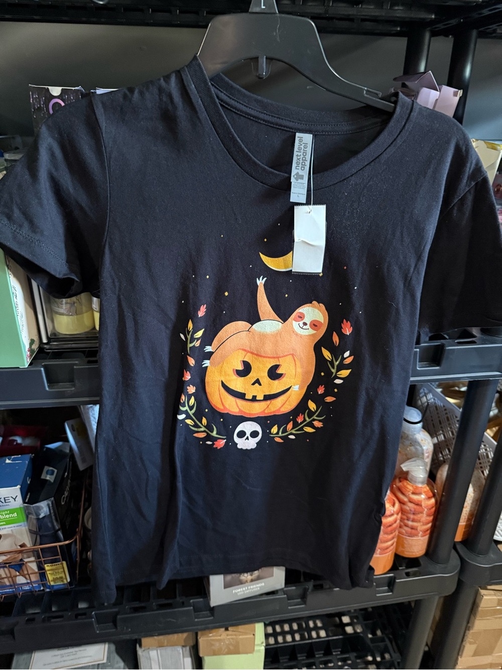 Black Halloween Pumpkin & Sloth Graphic Tee. Size L